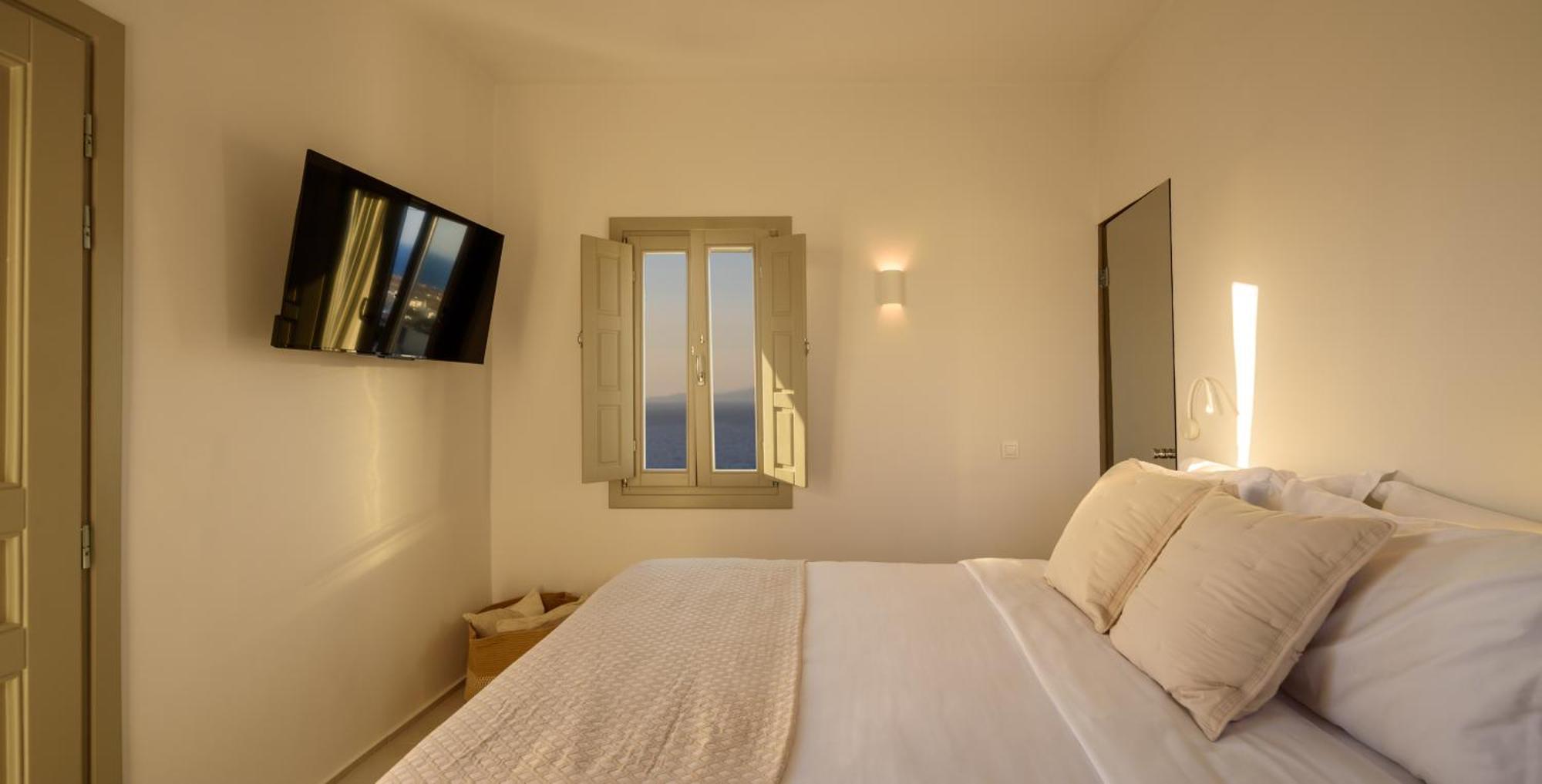 Oia Treasures Art Suites Exterior photo